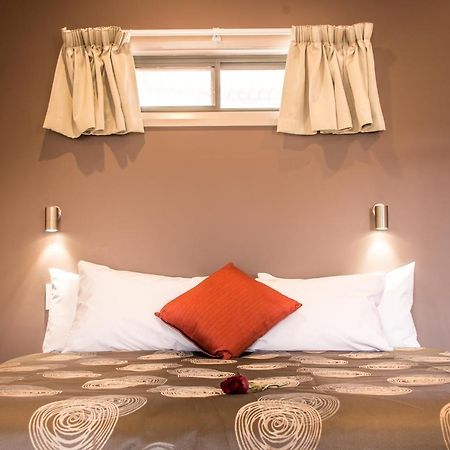 Broken Hill Outback Resort Dış mekan fotoğraf