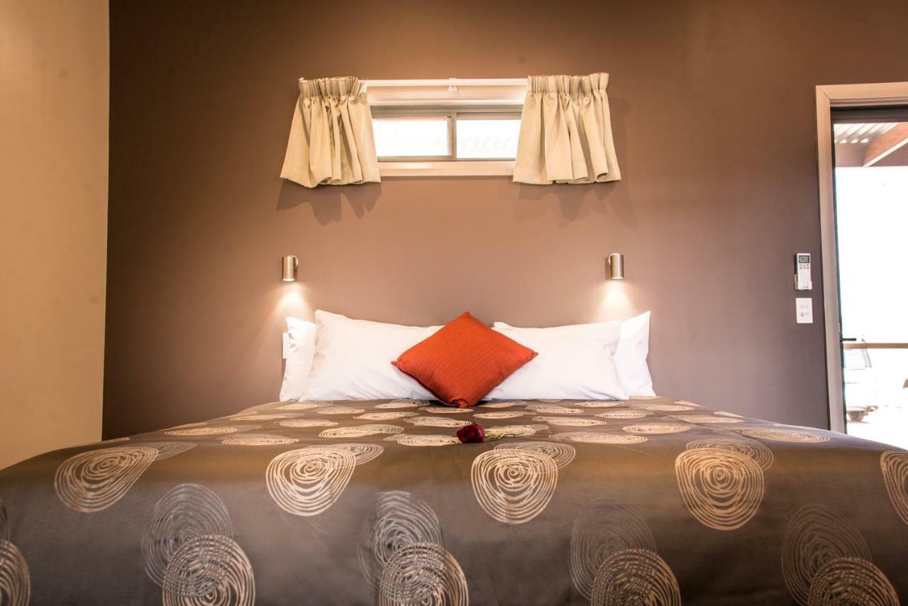 Broken Hill Outback Resort Dış mekan fotoğraf